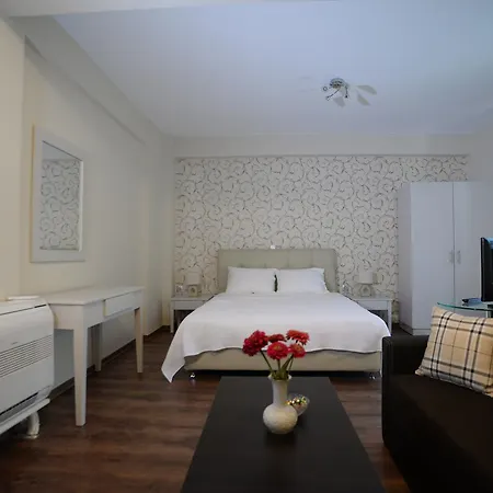 Vourgareli Theasis بيت ضيافة Eláti